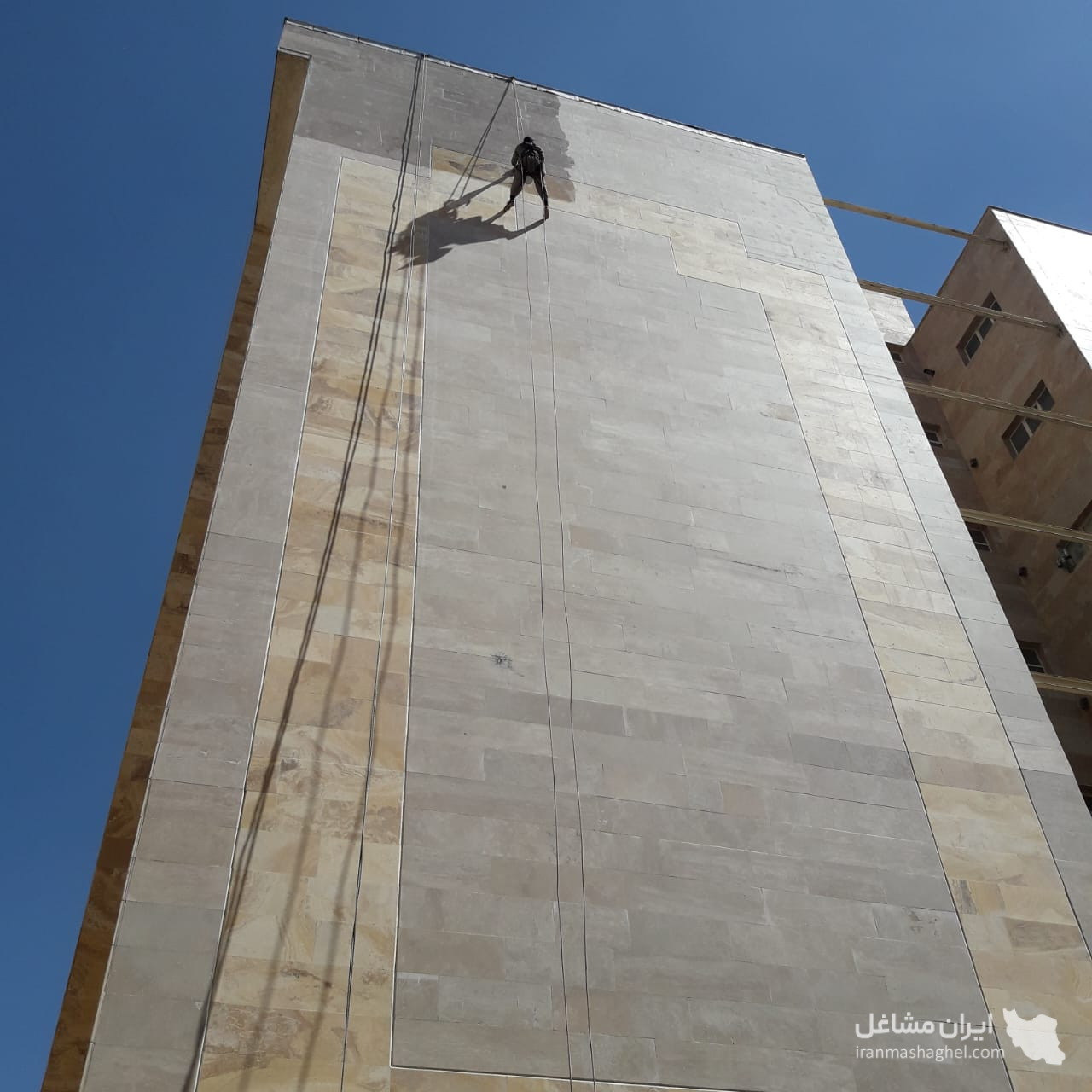 خدمات کار در ارتفاع باراپل و کلایمر میرزایی در کرمانشاه